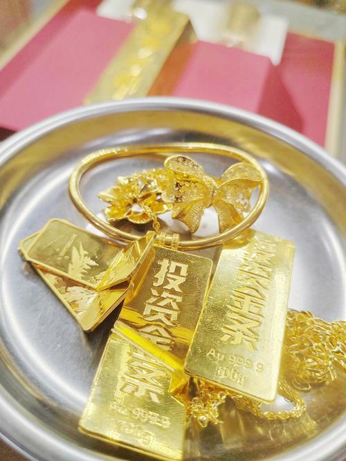 黄金珠宝税改催化行业变局 直营品牌迎发展良机