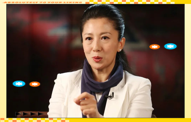 自2008年起,杨扬活跃于国际体育事务,努力推动运动员职业转型项目在