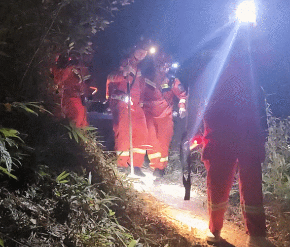 户外徒步登山险情高发：宁波消防5月接警40起，热射病、滚落、腿伤频发
