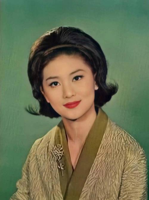 苗金凤两段婚姻背后的演艺圈女性困境